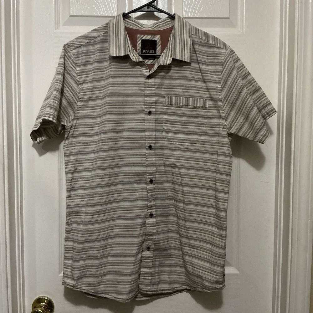 Prana Men's Button Up Short Sleeve‎ Shirt Stripes Large Neutral Tan Blue Cream